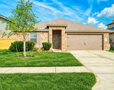 15226 Dinnet Berm Drive - Photo Thumbnail 5