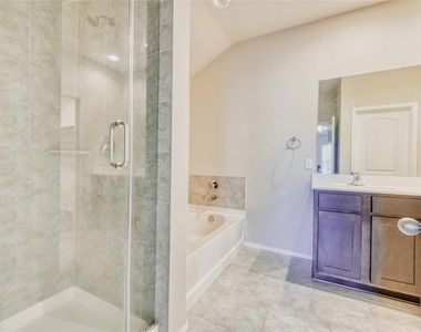 15226 Dinnet Berm Drive - Photo Thumbnail 14