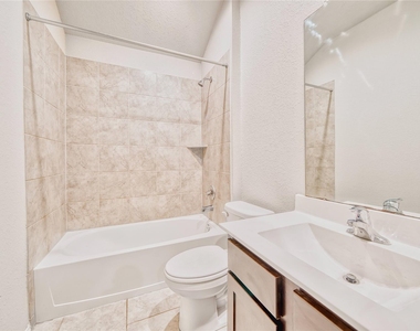 15226 Dinnet Berm Drive - Photo Thumbnail 24