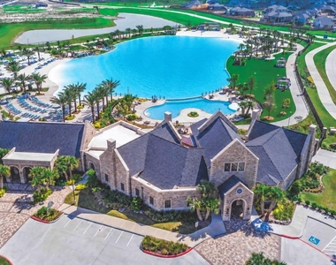 15226 Dinnet Berm Drive - Photo Thumbnail 2