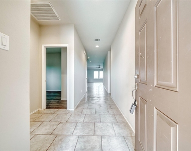 15226 Dinnet Berm Drive - Photo Thumbnail 8