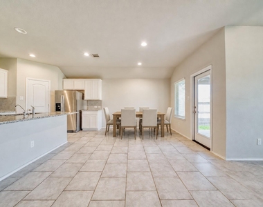 15226 Dinnet Berm Drive - Photo Thumbnail 17