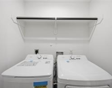 8412 Darien St Unit B - Photo Thumbnail 16