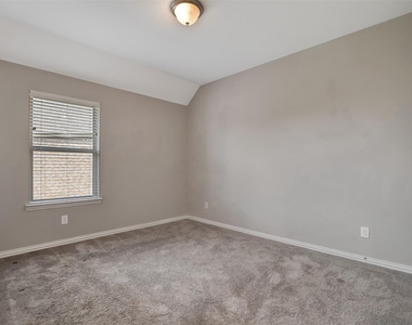 23623 San Ricci Court - Photo Thumbnail 31