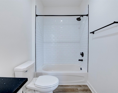 175 W 6th Street - Photo Thumbnail 23