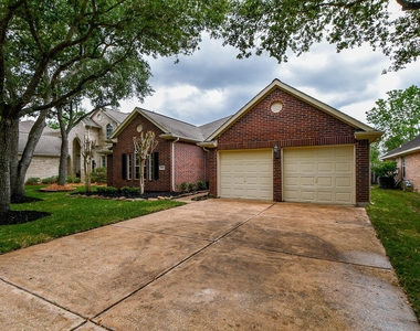 2811 Rayburn Ridge Drive - Photo Thumbnail 29