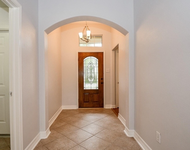 2811 Rayburn Ridge Drive - Photo Thumbnail 2