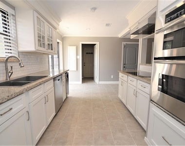 13550 Brook Hollow Drive - Photo Thumbnail 5