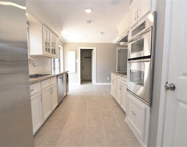 13550 Brook Hollow Drive - Photo Thumbnail 6