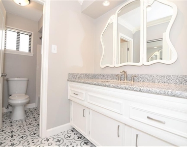 13550 Brook Hollow Drive - Photo Thumbnail 24