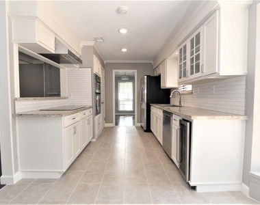 13550 Brook Hollow Drive - Photo Thumbnail 3