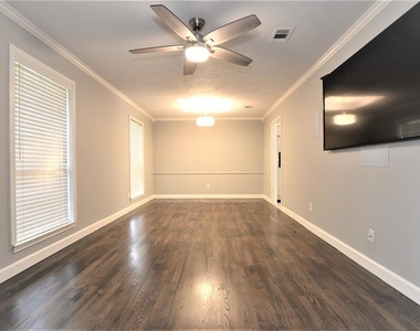 13550 Brook Hollow Drive - Photo Thumbnail 15