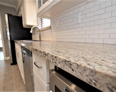 13550 Brook Hollow Drive - Photo Thumbnail 7