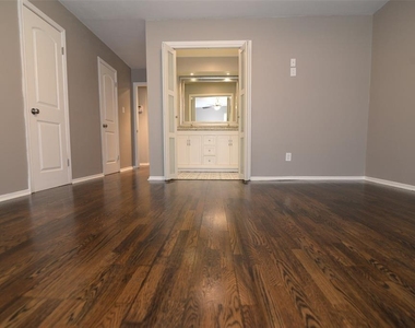 13550 Brook Hollow Drive - Photo Thumbnail 16