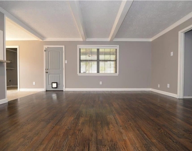 13550 Brook Hollow Drive - Photo Thumbnail 12