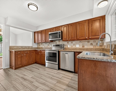 3079 Hazy Park Drive - Photo Thumbnail 17
