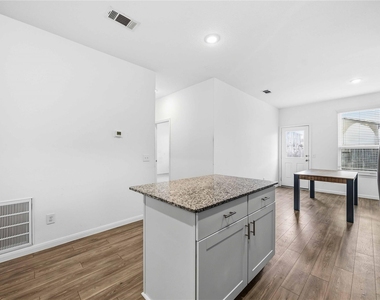 6727 Hobby Wind Ridge Drive - Photo Thumbnail 11
