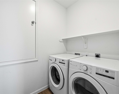 6727 Hobby Wind Ridge Drive - Photo Thumbnail 19
