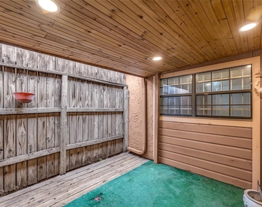 2453 Briarwest Boulevard - Photo Thumbnail 11