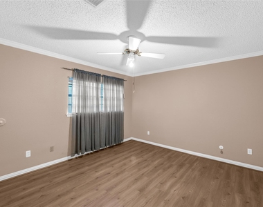 2453 Briarwest Boulevard - Photo Thumbnail 20