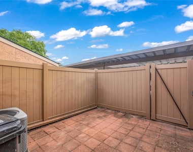 2453 Briarwest Boulevard - Photo Thumbnail 23