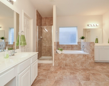 3607 Morgans Cove Court - Photo Thumbnail 16