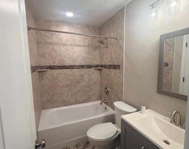 12727 Fern Forest Drive - Photo Thumbnail 9