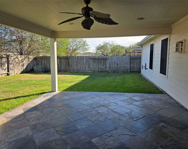 611 Arbor Green Lane - Photo Thumbnail 26
