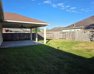 611 Arbor Green Lane - Photo Thumbnail 25