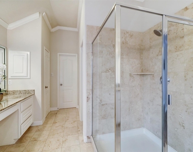 126 Detering Street - Photo Thumbnail 17