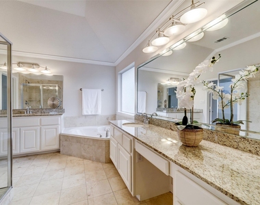 126 Detering Street - Photo Thumbnail 16