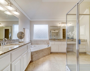 126 Detering Street - Photo Thumbnail 15