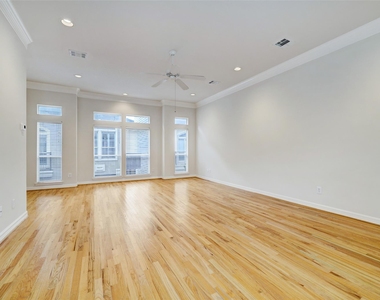 126 Detering Street - Photo Thumbnail 11