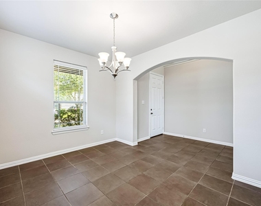 20311 Aspen Manor Lane - Photo Thumbnail 4