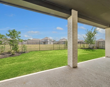 18431 Chameleon Court - Photo Thumbnail 22