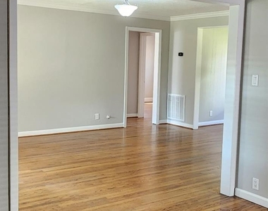 1807 Angeline Street - Photo Thumbnail 1
