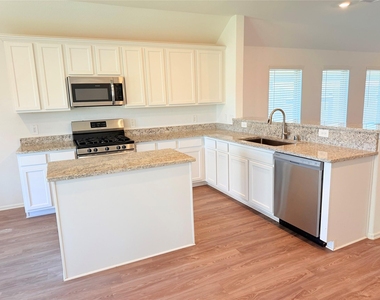 17003 Strathwood Oaks Trail - Photo Thumbnail 10