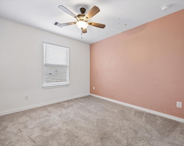 3931 Windy Whisper Drive - Photo Thumbnail 23