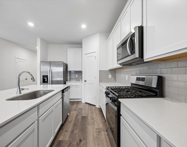 3931 Windy Whisper Drive - Photo Thumbnail 6