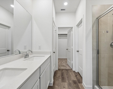 3931 Windy Whisper Drive - Photo Thumbnail 15