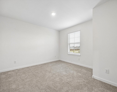 3931 Windy Whisper Drive - Photo Thumbnail 22