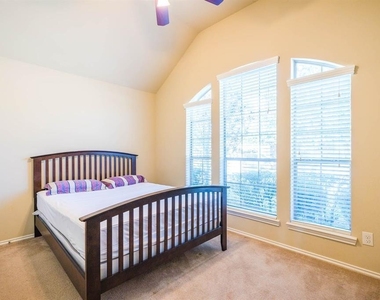 11015 Brighton Gardens Drive - Photo Thumbnail 35