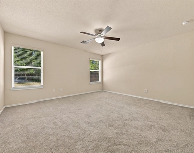 9911 Sterling Place Drive - Photo Thumbnail 6