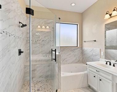 293 W Bend Drive - Photo Thumbnail 11