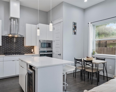 5116 Del Sur Street - Photo Thumbnail 28