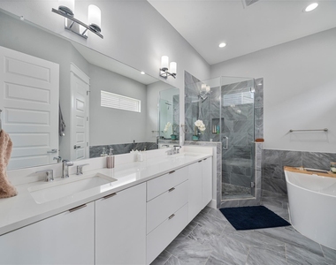 5116 Del Sur Street - Photo Thumbnail 17