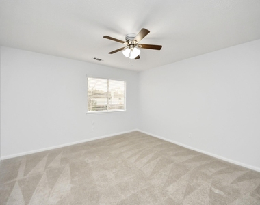 3906 Bridgebay Lane - Photo Thumbnail 27