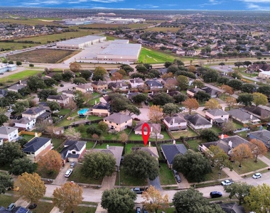 3906 Bridgebay Lane - Photo Thumbnail 33