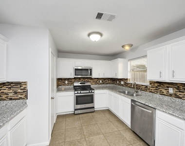 3906 Bridgebay Lane - Photo Thumbnail 13