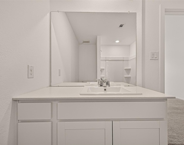 6143 Sunburst Scarlett Drive - Photo Thumbnail 32